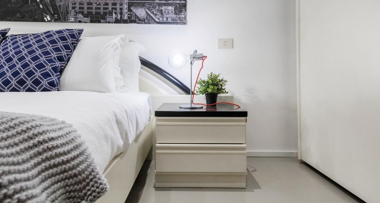 Joivy Spacious 1 Bedroom Apt Near S Agostino Metro Milan Exterior photo